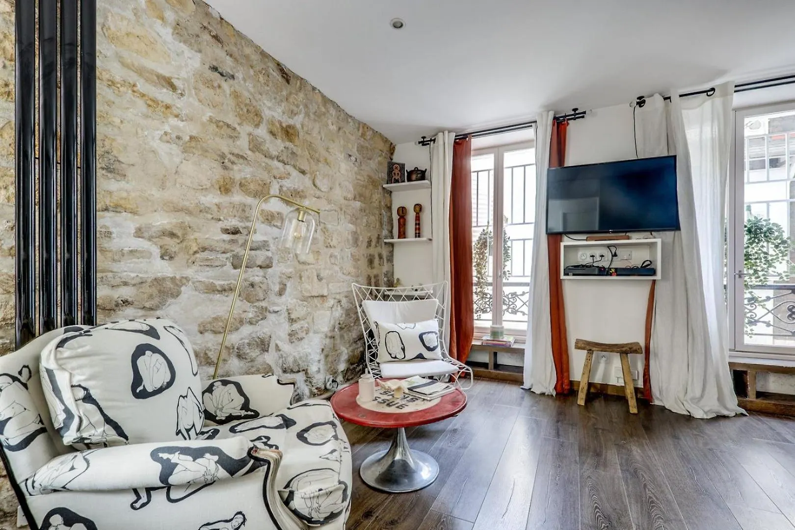 Le Boudoir - Montmartre - Proche Moulin Rouge * Paris